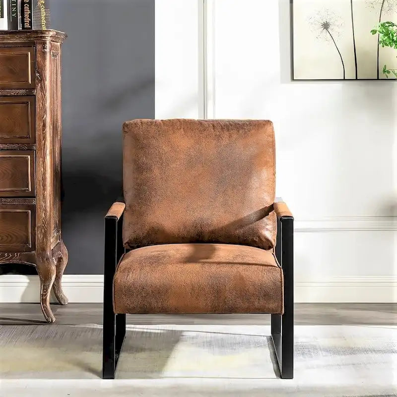 Poltrona decorativa moderna di metà secolo con struttura in metallo e cuscini imbottiti