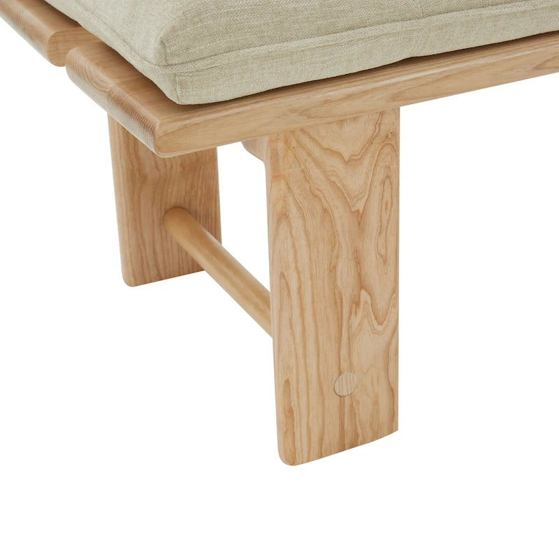Panca moderna con cuscino in lino trapuntato e base in legno di frassino