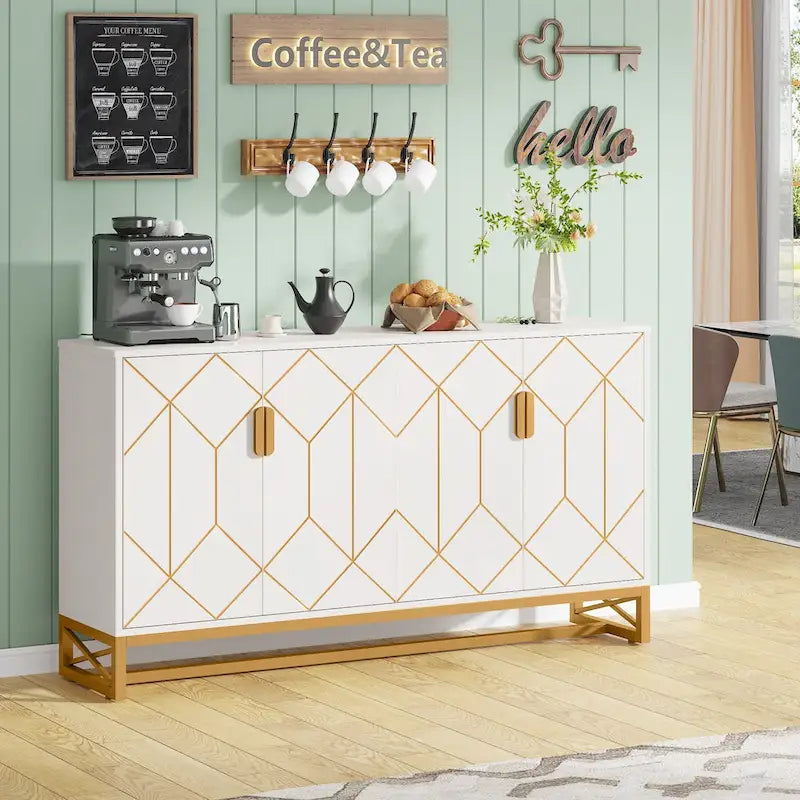 Credenza bianca e oro da 59" con 4 ante, ante decorate, ripiani regolabili e gambe in metallo