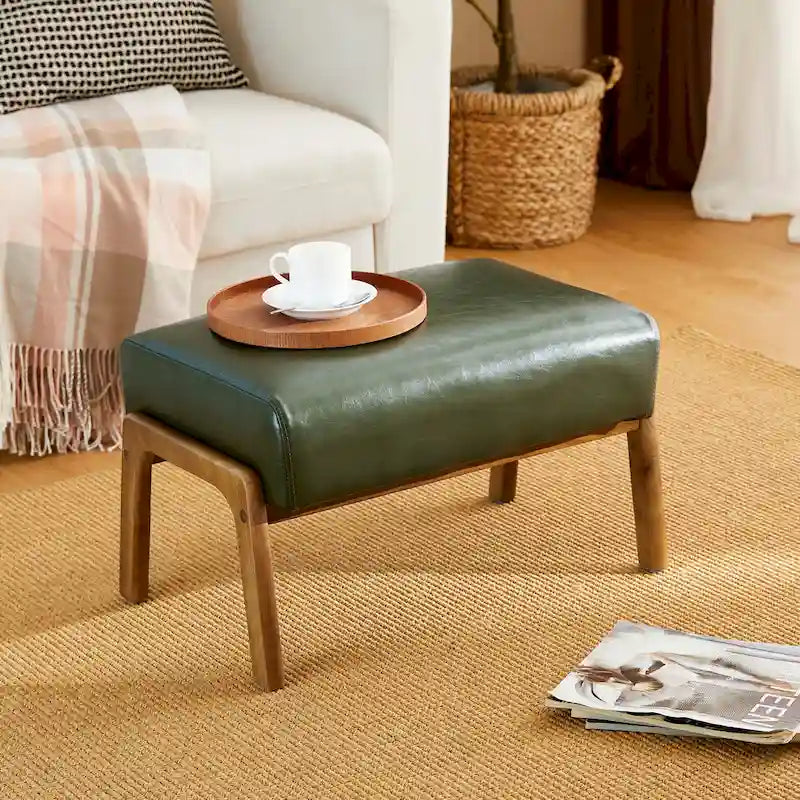 Mid-Century-Akzenthocker aus Kunstleder mit ausgestellten Beinen aus Gummibaumholz